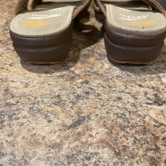 Women's Dansko Sandals I Sz 39 (U.S. 8.5/9) - Picture 3 of 7